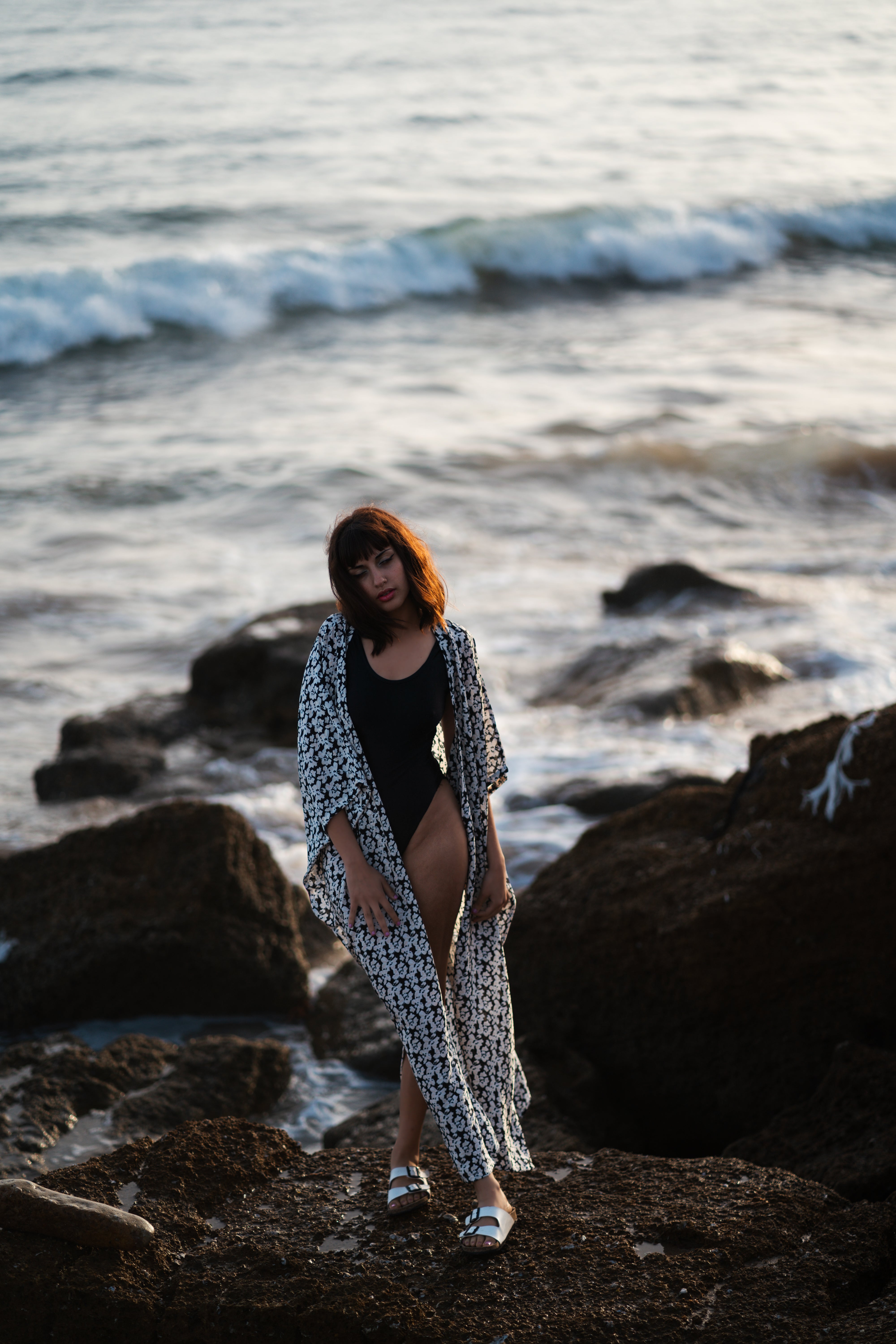 Kimono Sanae Long-Noir et Blanc