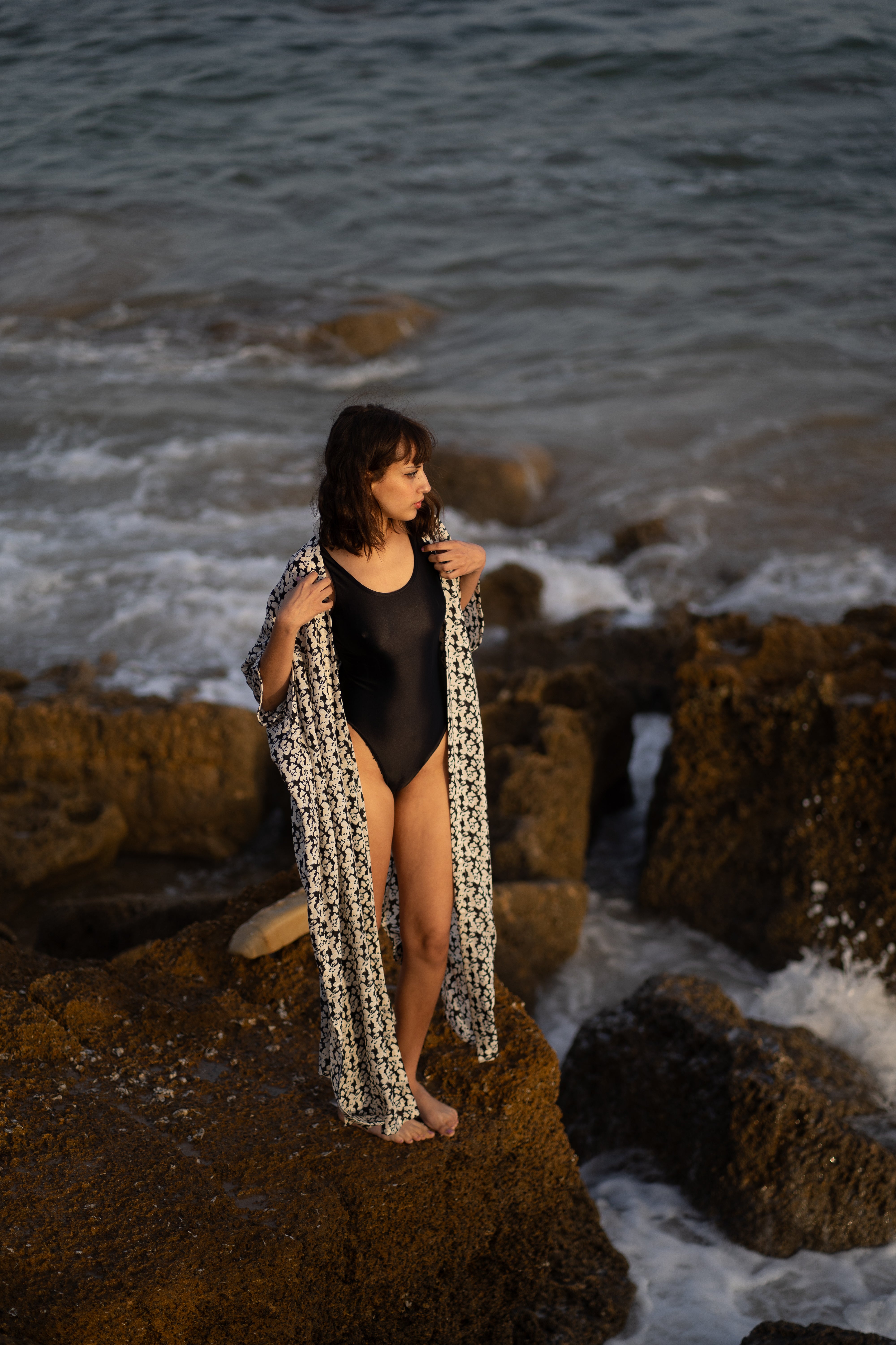 Kimono Sanae Long-Noir et Blanc