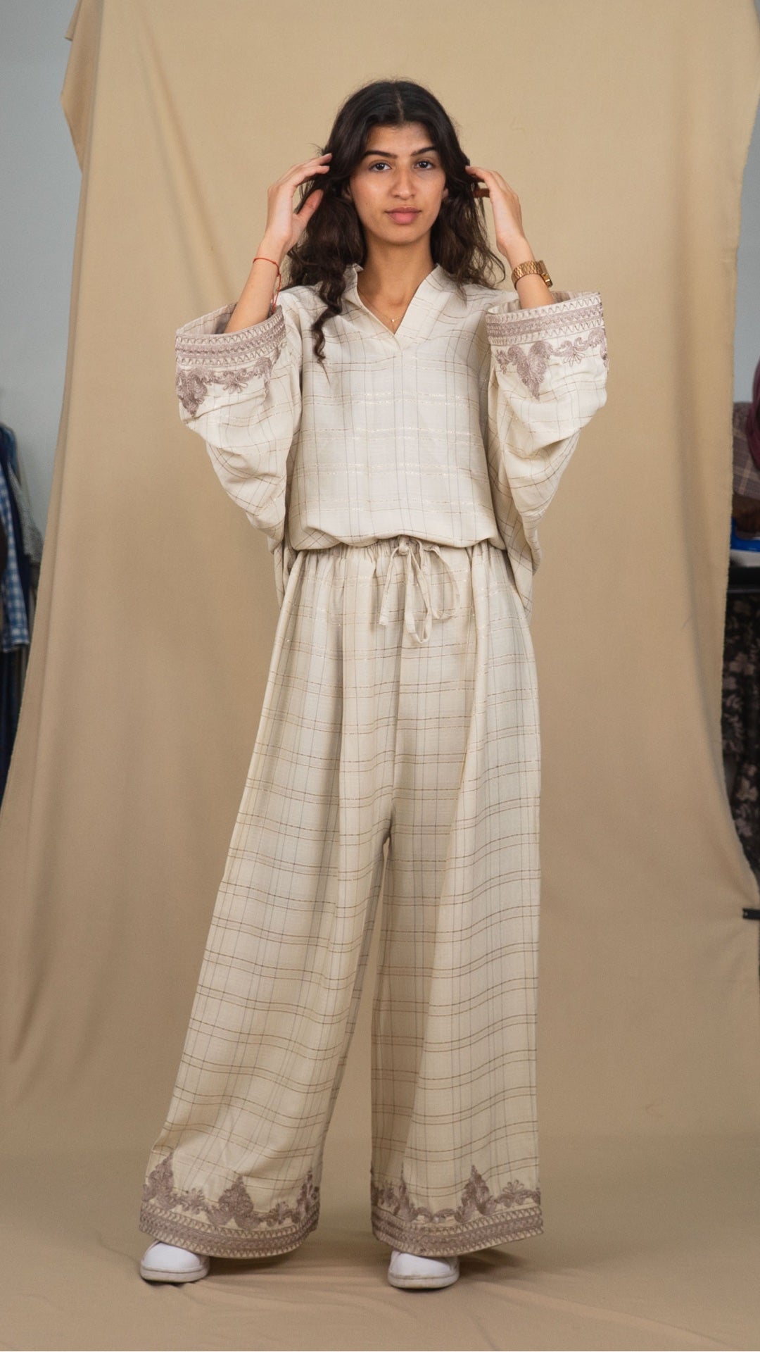Ensemble Manar - Beige à Carreaux avec Broderie Bronze