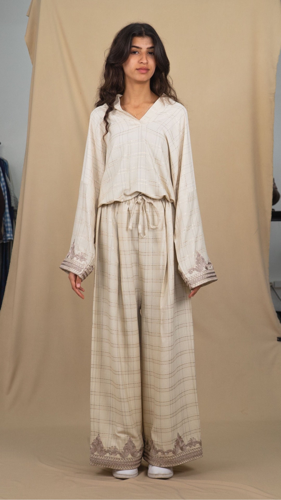 Ensemble Manar - Beige à Carreaux avec Broderie Bronze